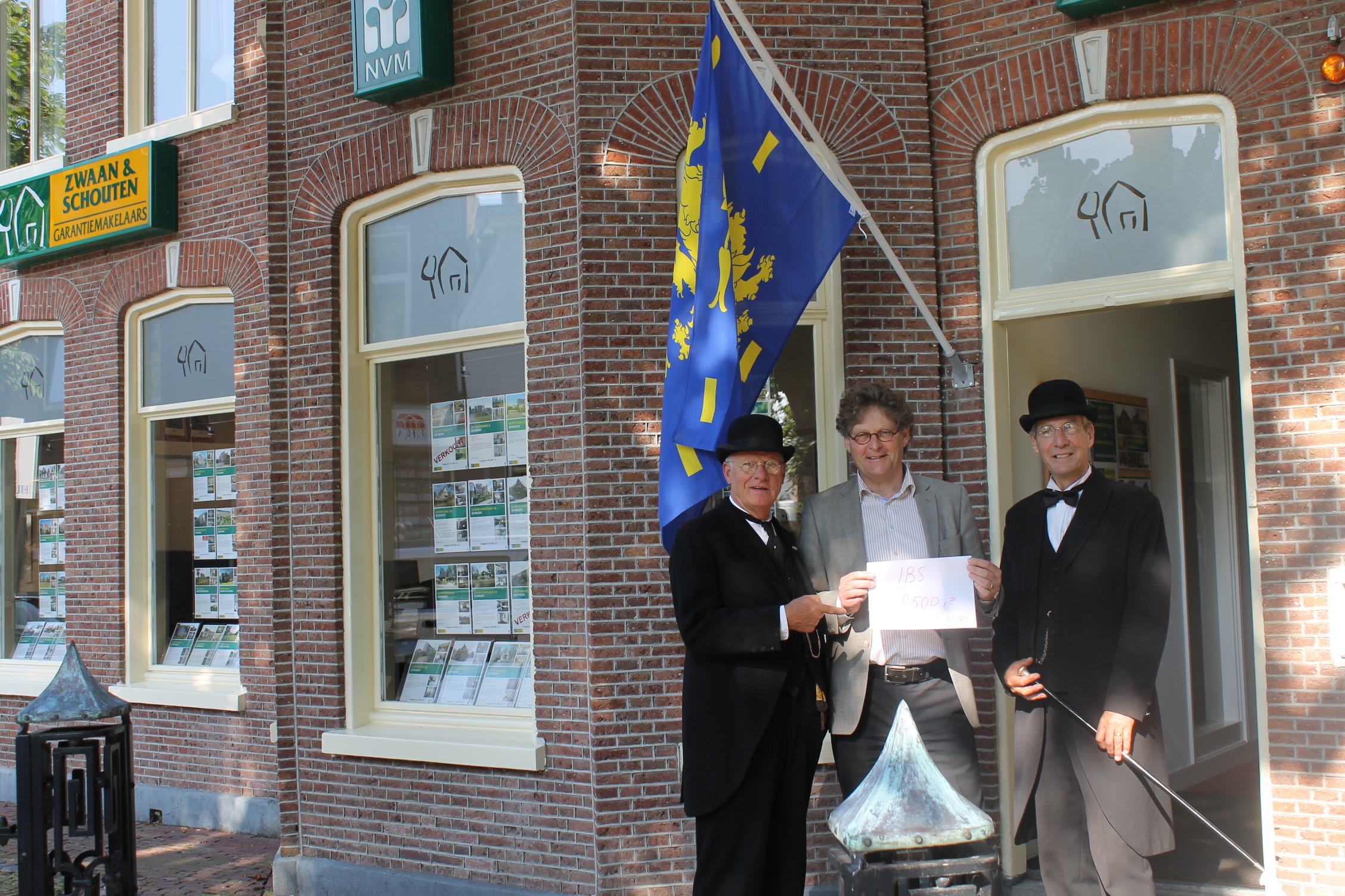 Dikke cheque voor Folklore van IBS