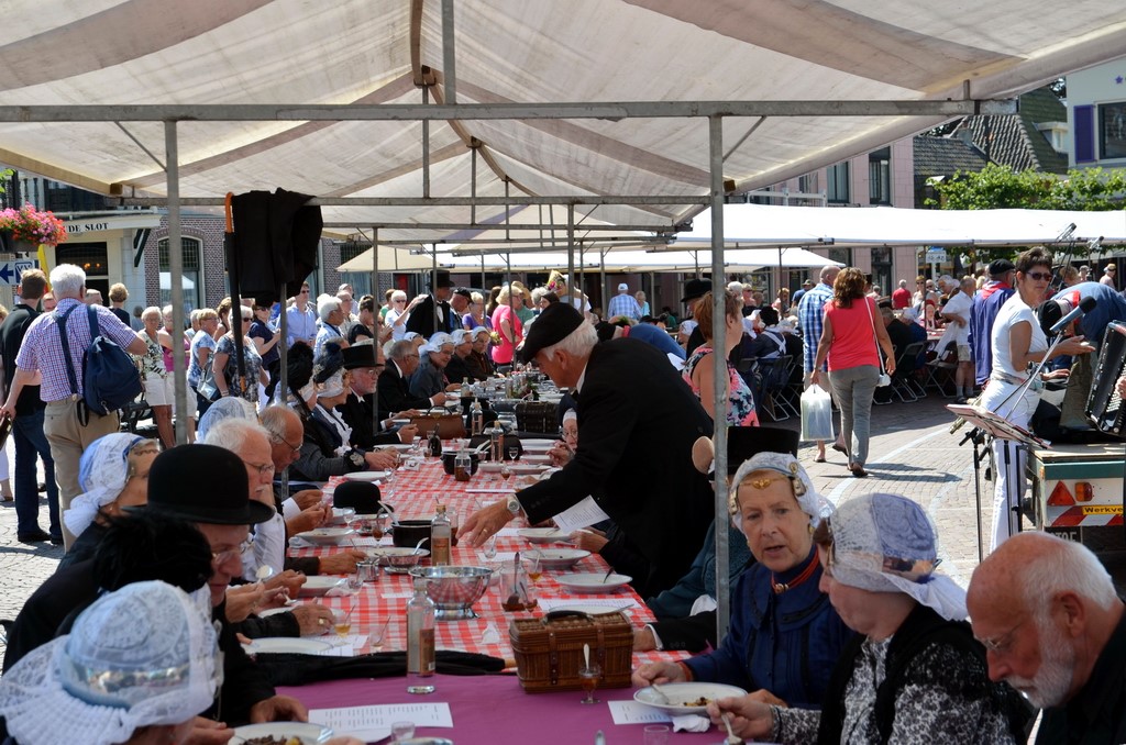 Nog 25 kaarten te koop