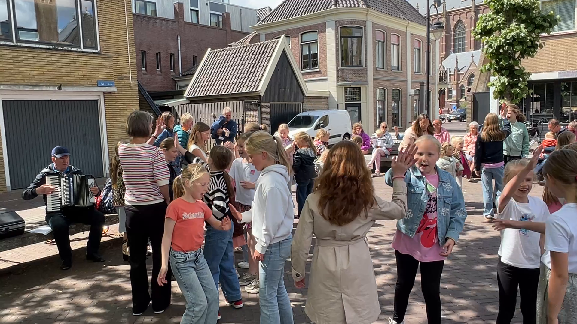 Kinderdansgroep van start.